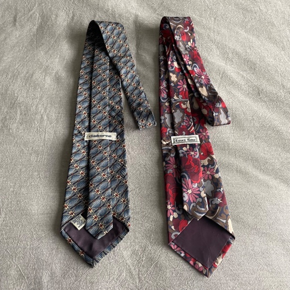 Lot of 2 Vintage Men's Neckties, Liz Claiborne and Burgundy Floral Tie - Picture 4 of 8